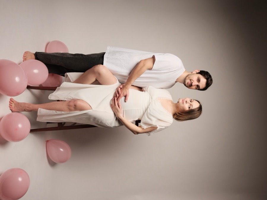 Párový portrét v privátním selfie foto studiu